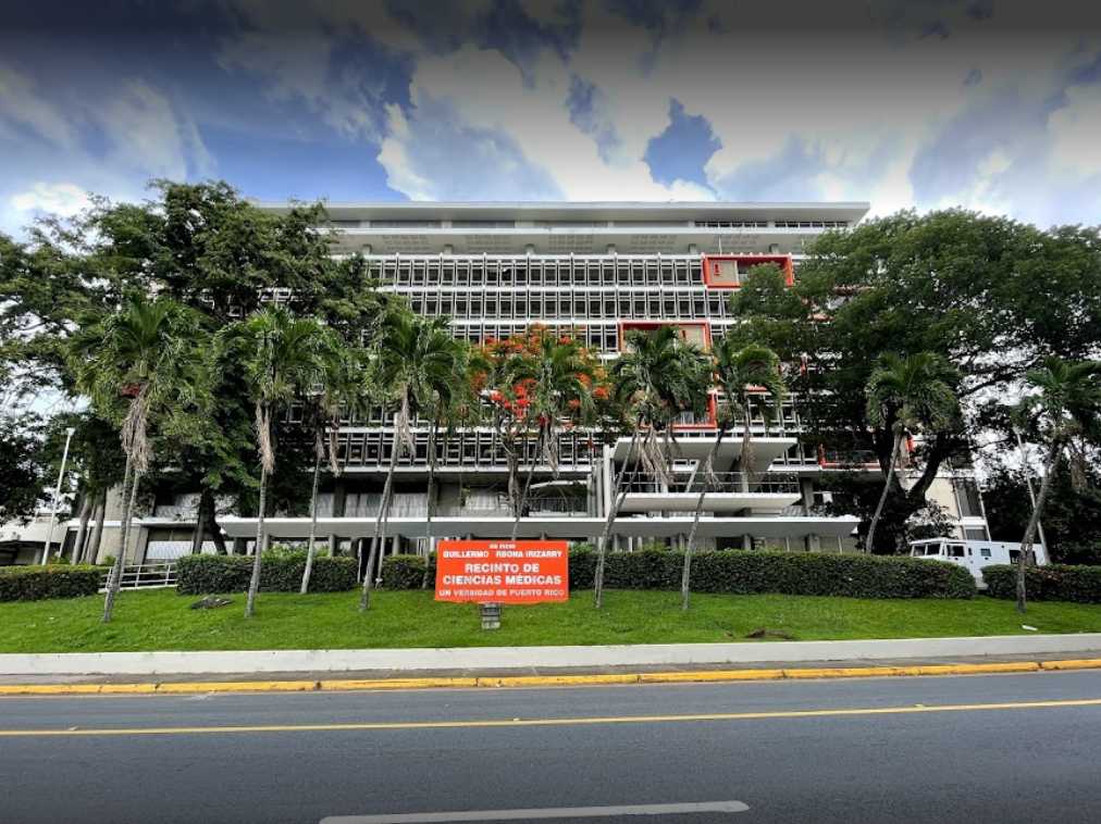 Clinica de La Escuela de Medicina Dept